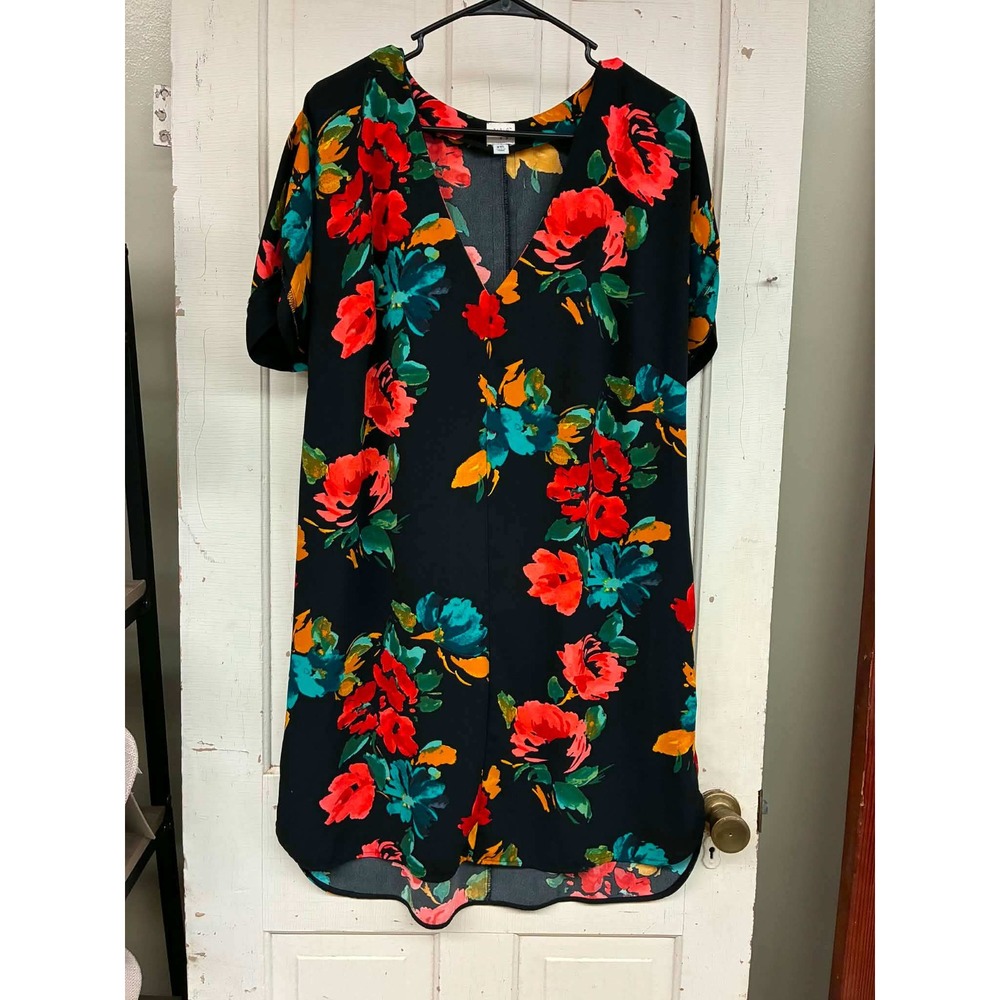 A New Day Women XXL Black Floral V-Neck Short Sleeve Shift Mini Dress